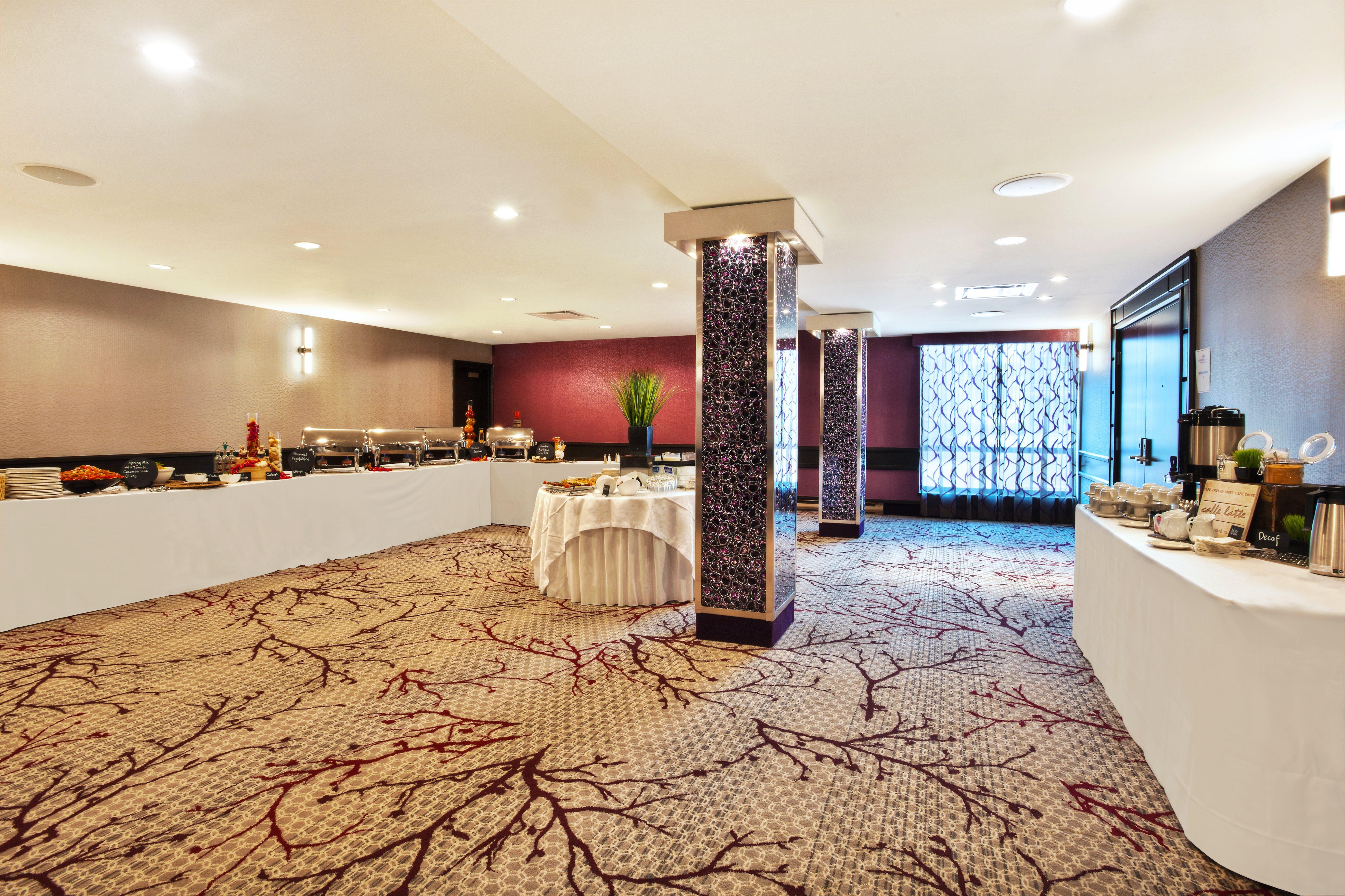 Hotel Crowne Plaza Kitchener-Waterloo By Ihg Exterior foto